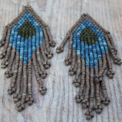 Handmade Clay Beaded Guatemalan 'Blue Peacock' Earrings