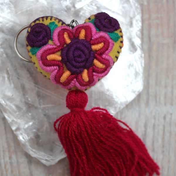 Little Mexican Handmade Heart Tassel Keyring (Raspberry Pink)