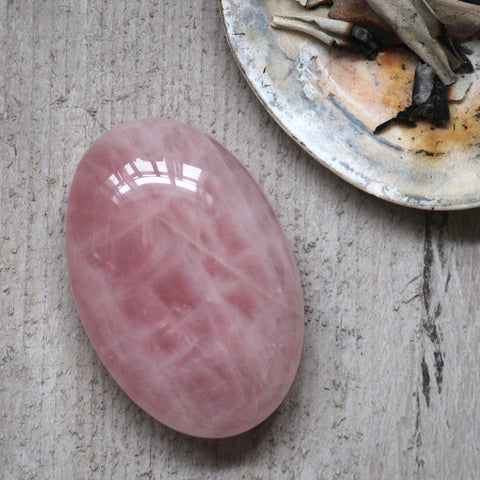 Rose Quartz Palm Stone