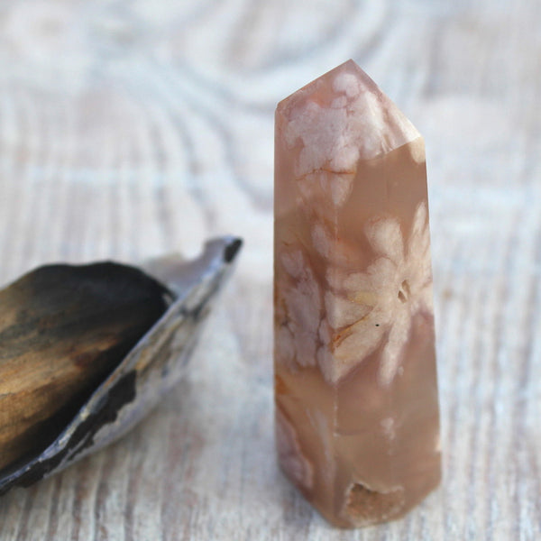 Flower Agate Point