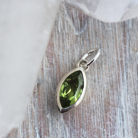 Little Peridot 925 Silver Marquise Pendant
