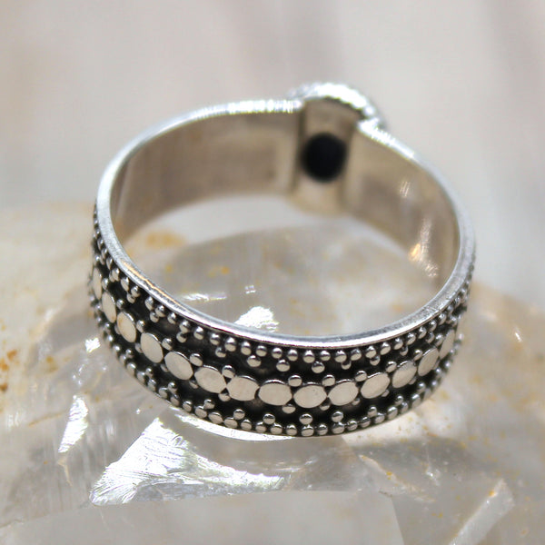 Sterling Silver and Lapis Lazuli Ring